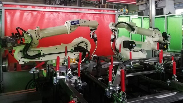 焊接機(jī)器人系統(tǒng)